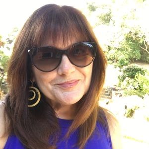 Meet your Posher, Karin